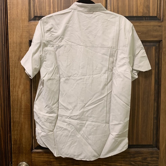 Field & Stream Button down Shirt - Picture 4 of 6